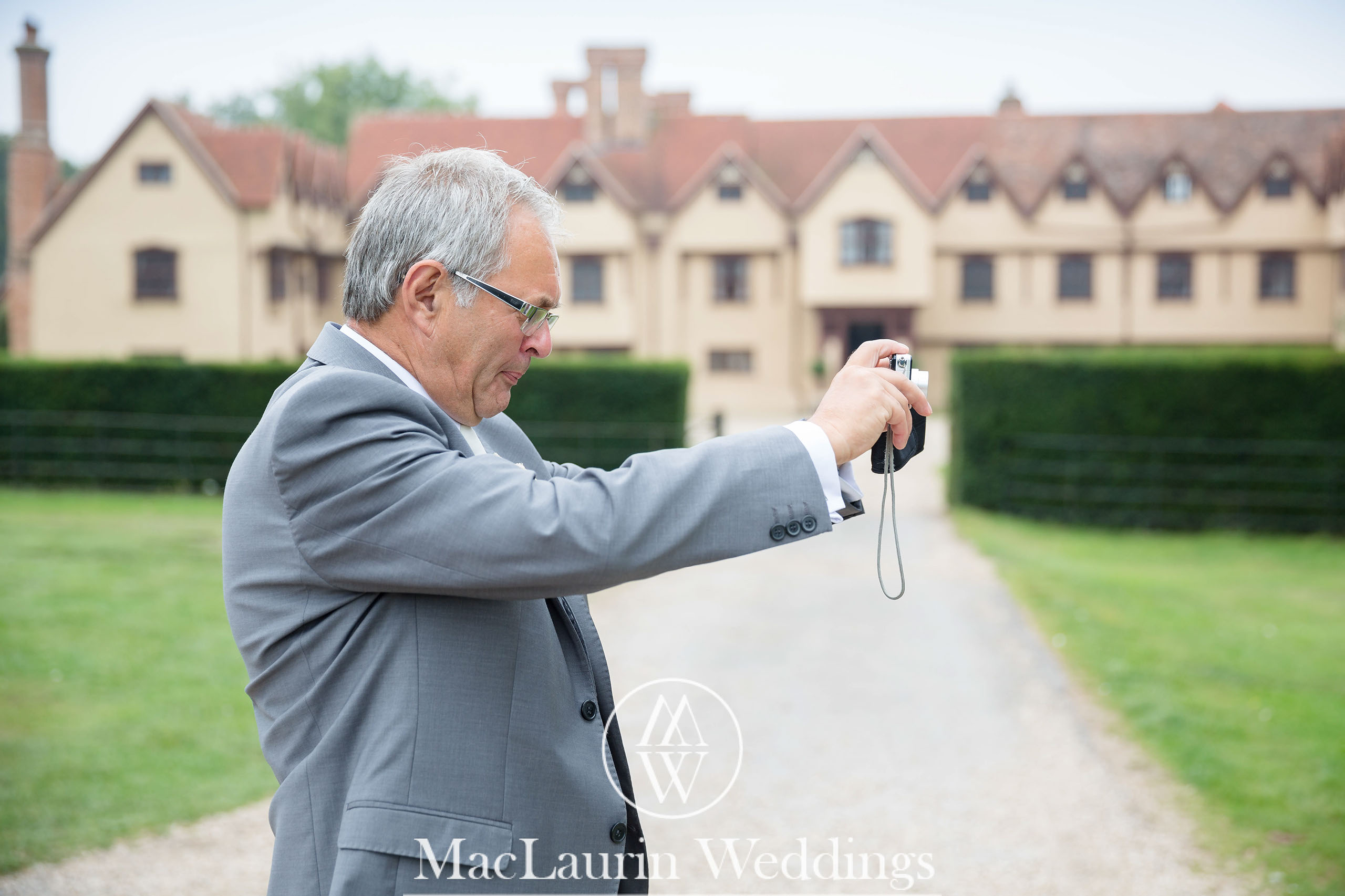 wedding hat and lovely smile, scotland wedding hat and guest with lovely smile, scotland