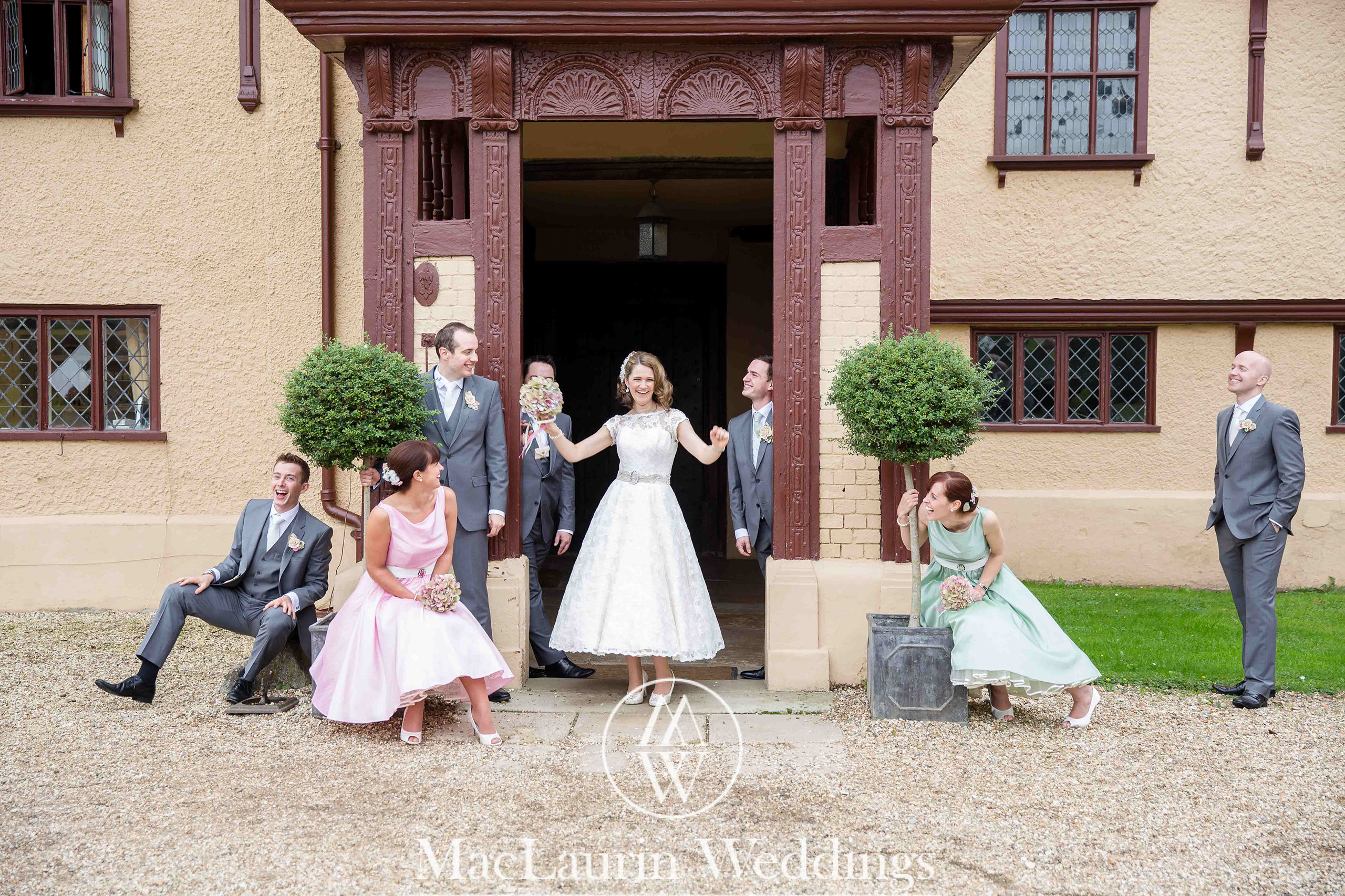wedding hat and lovely smile, scotland wedding hat and guest with lovely smile, scotland