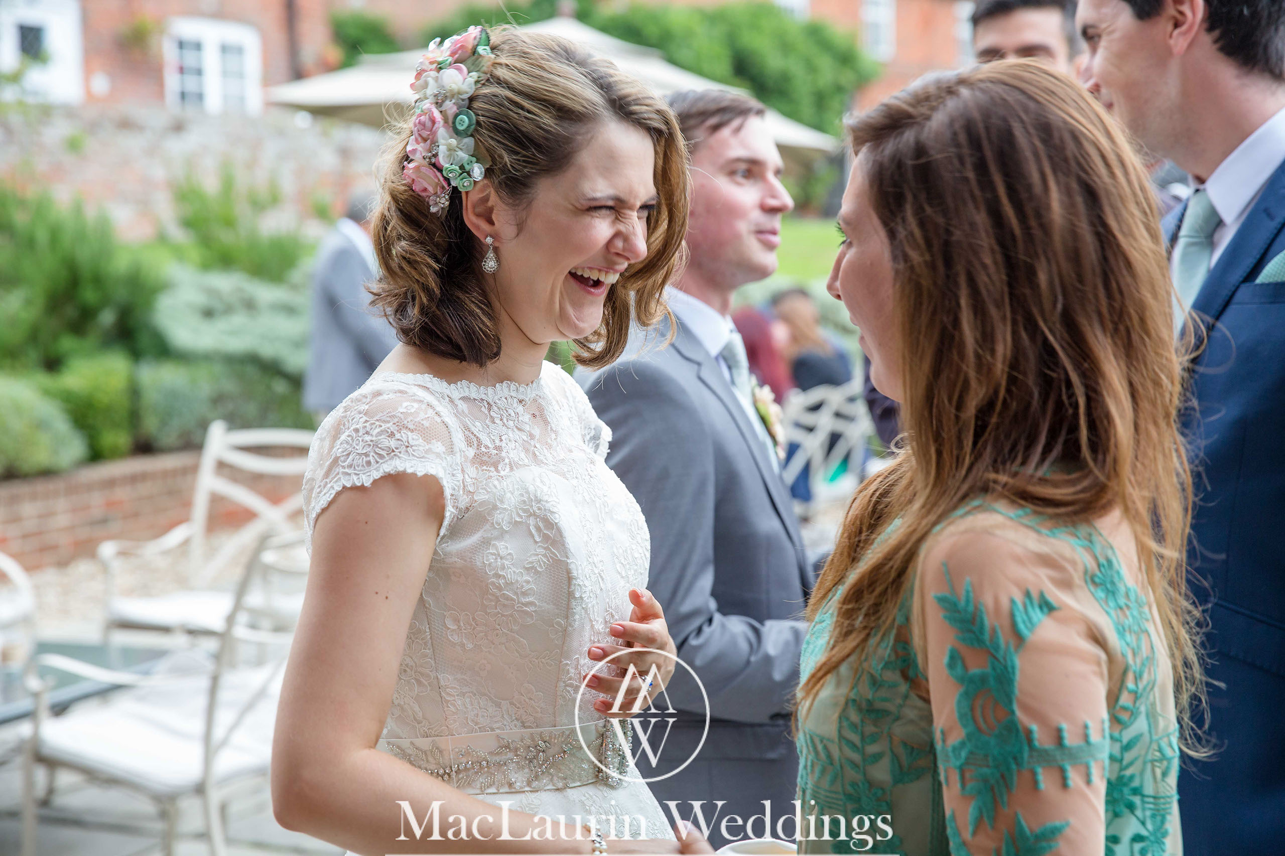 wedding hat and lovely smile, scotland wedding hat and guest with lovely smile, scotland