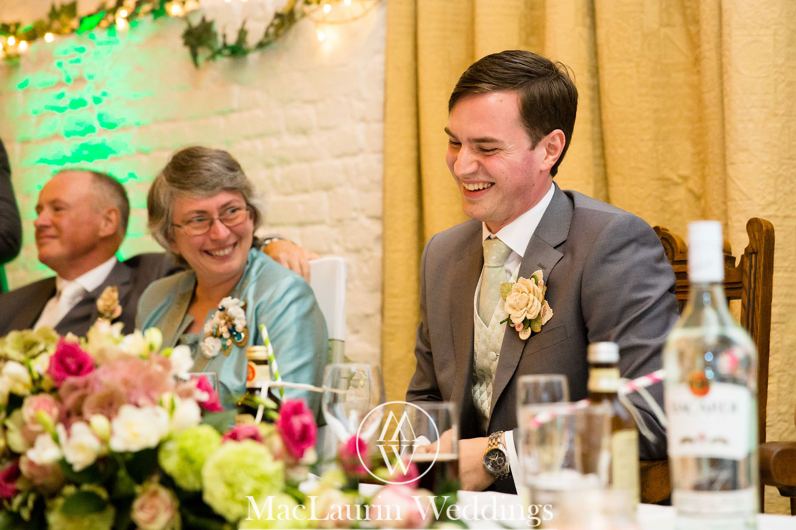 wedding hat and lovely smile, scotland wedding hat and guest with lovely smile, scotland