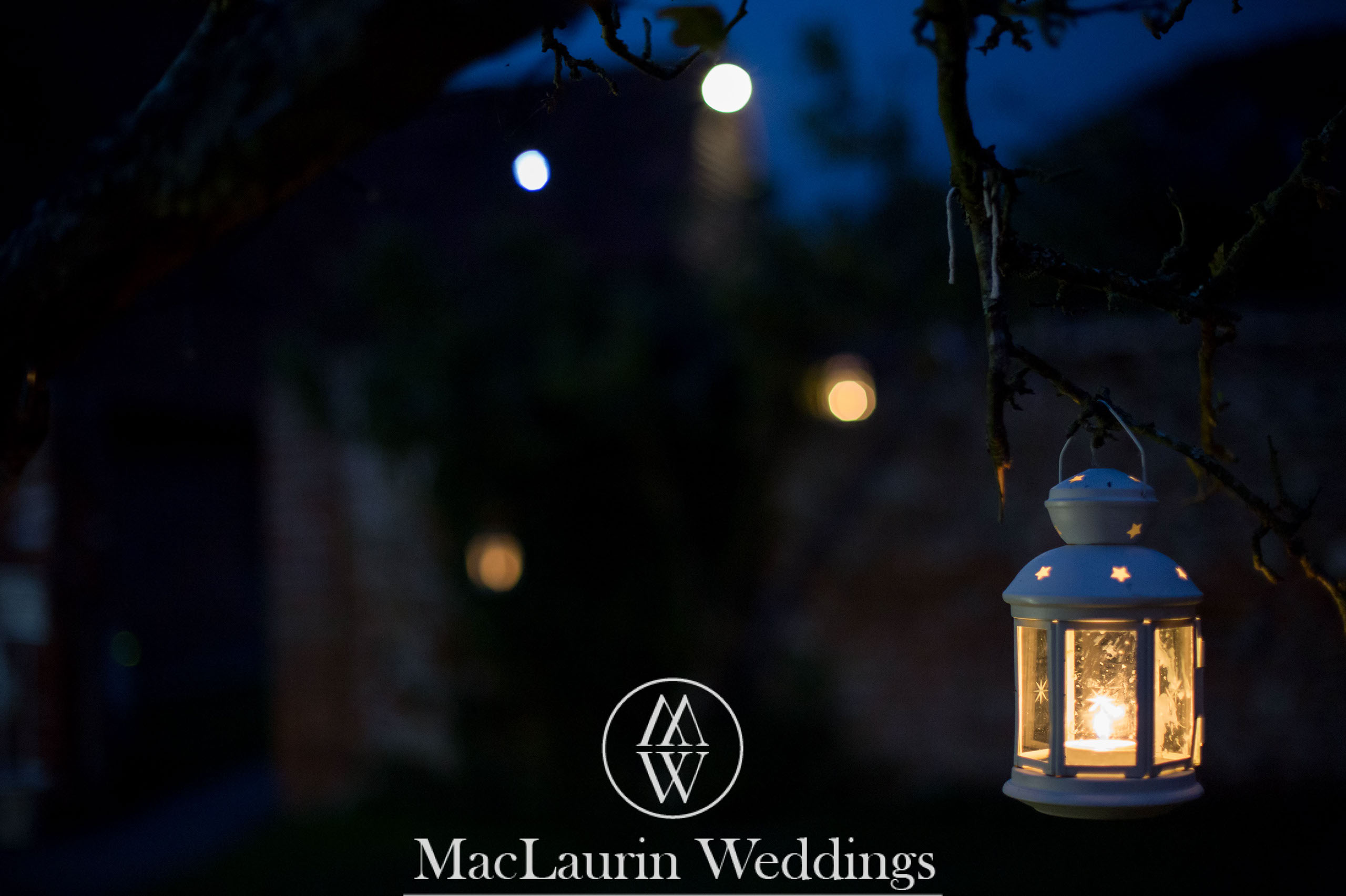 wedding hat and lovely smile, scotland wedding hat and guest with lovely smile, scotland