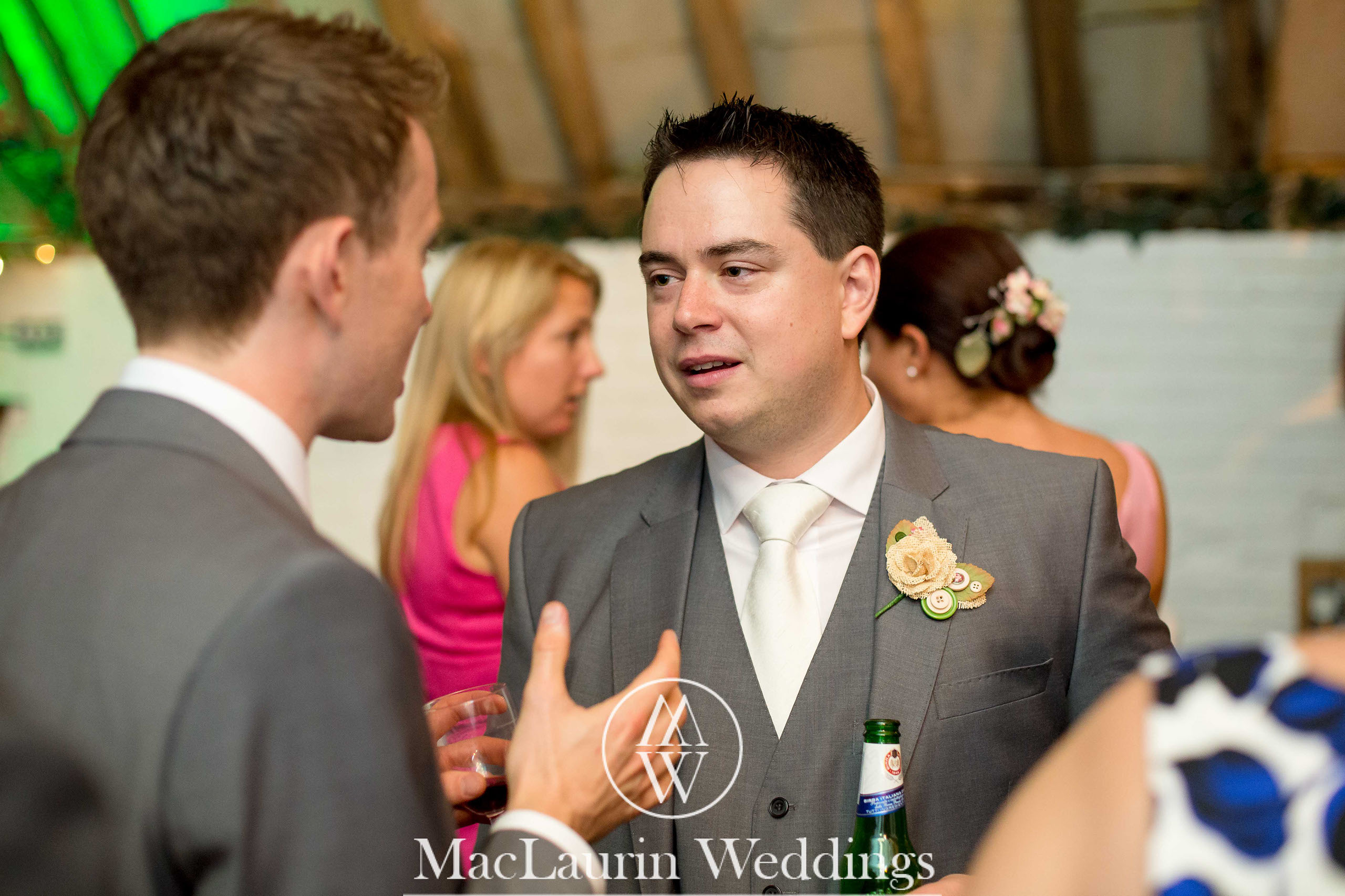 wedding hat and lovely smile, scotland wedding hat and guest with lovely smile, scotland