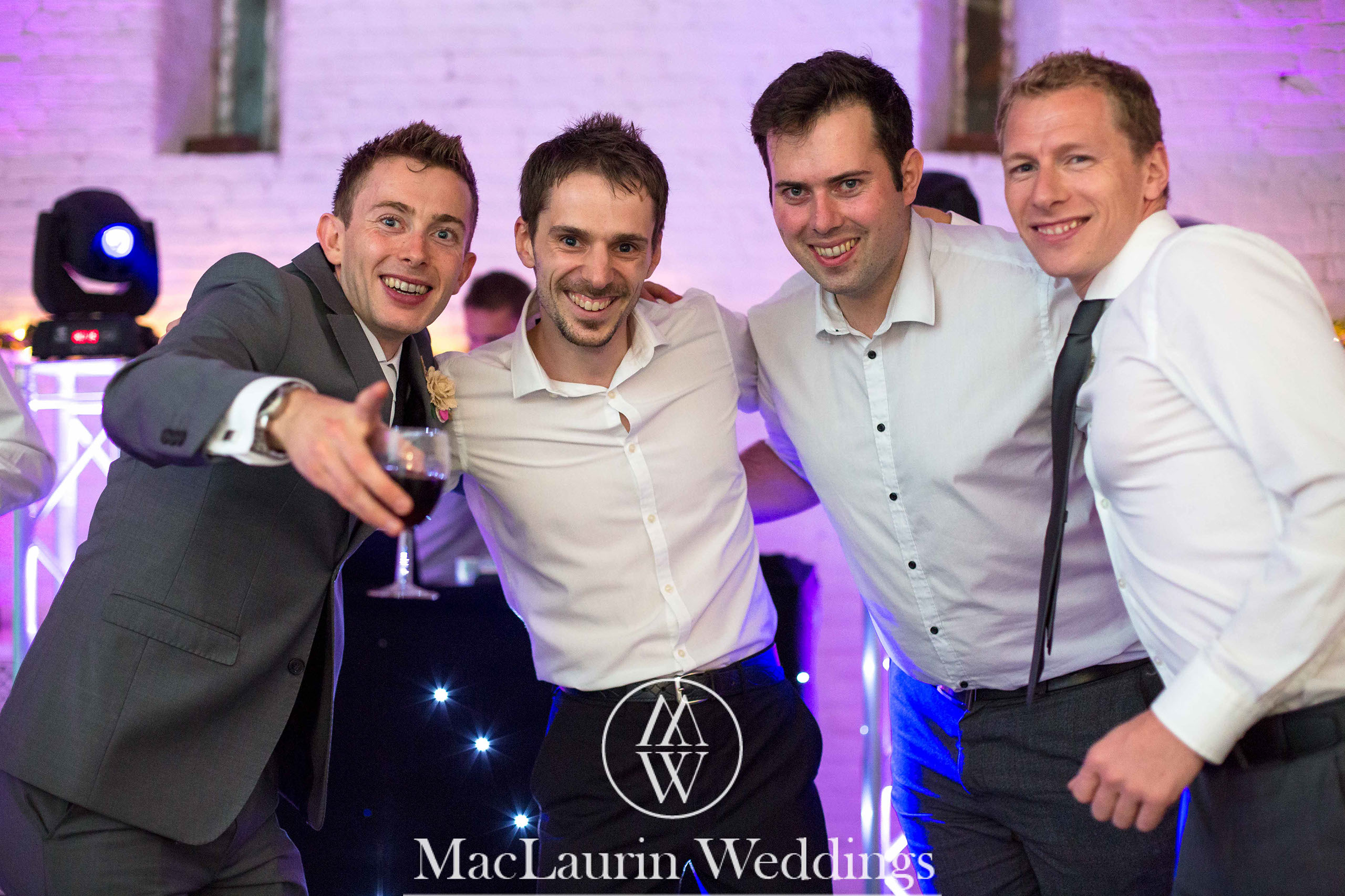 wedding hat and lovely smile, scotland wedding hat and guest with lovely smile, scotland