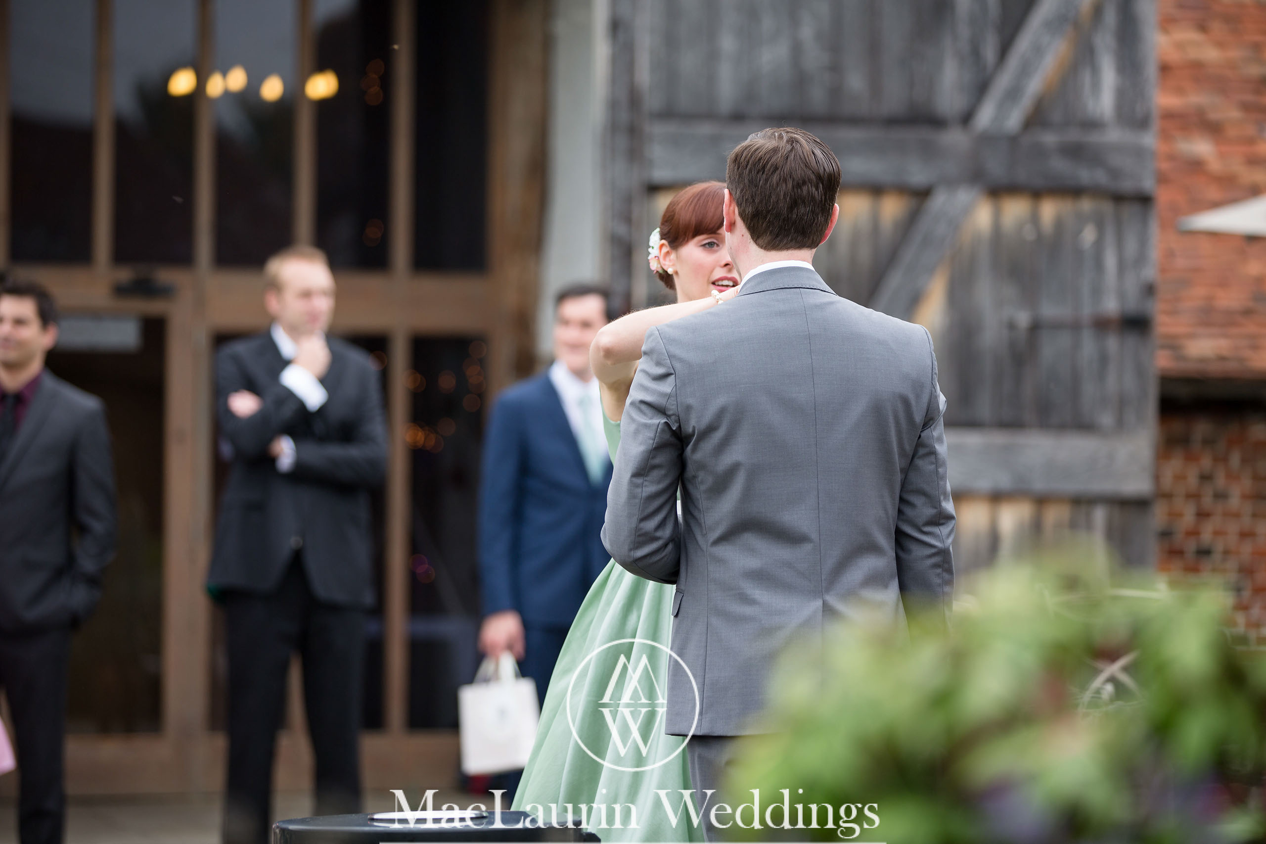 wedding hat and lovely smile, scotland wedding hat and guest with lovely smile, scotland