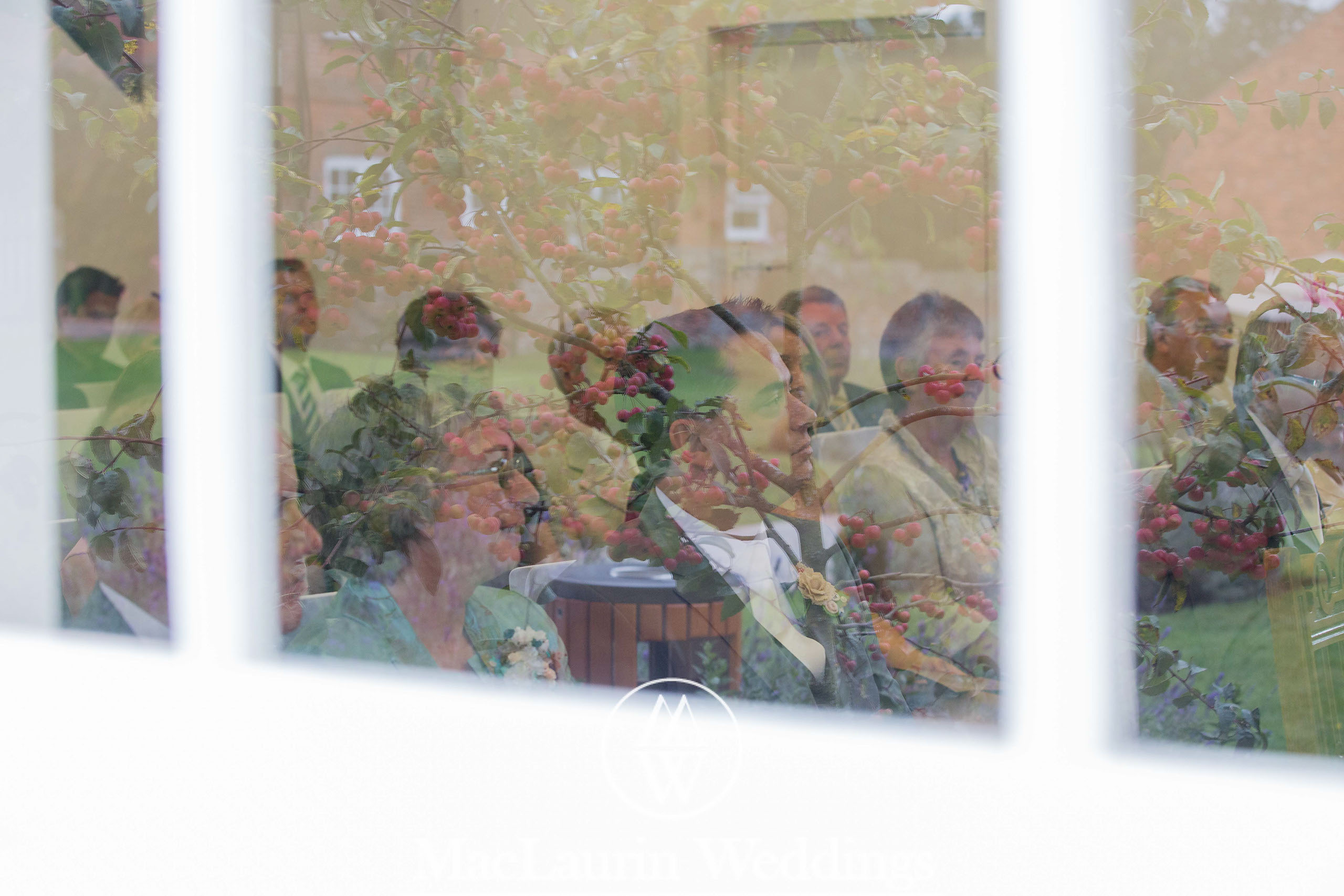 wedding hat and lovely smile, scotland wedding hat and guest with lovely smile, scotland