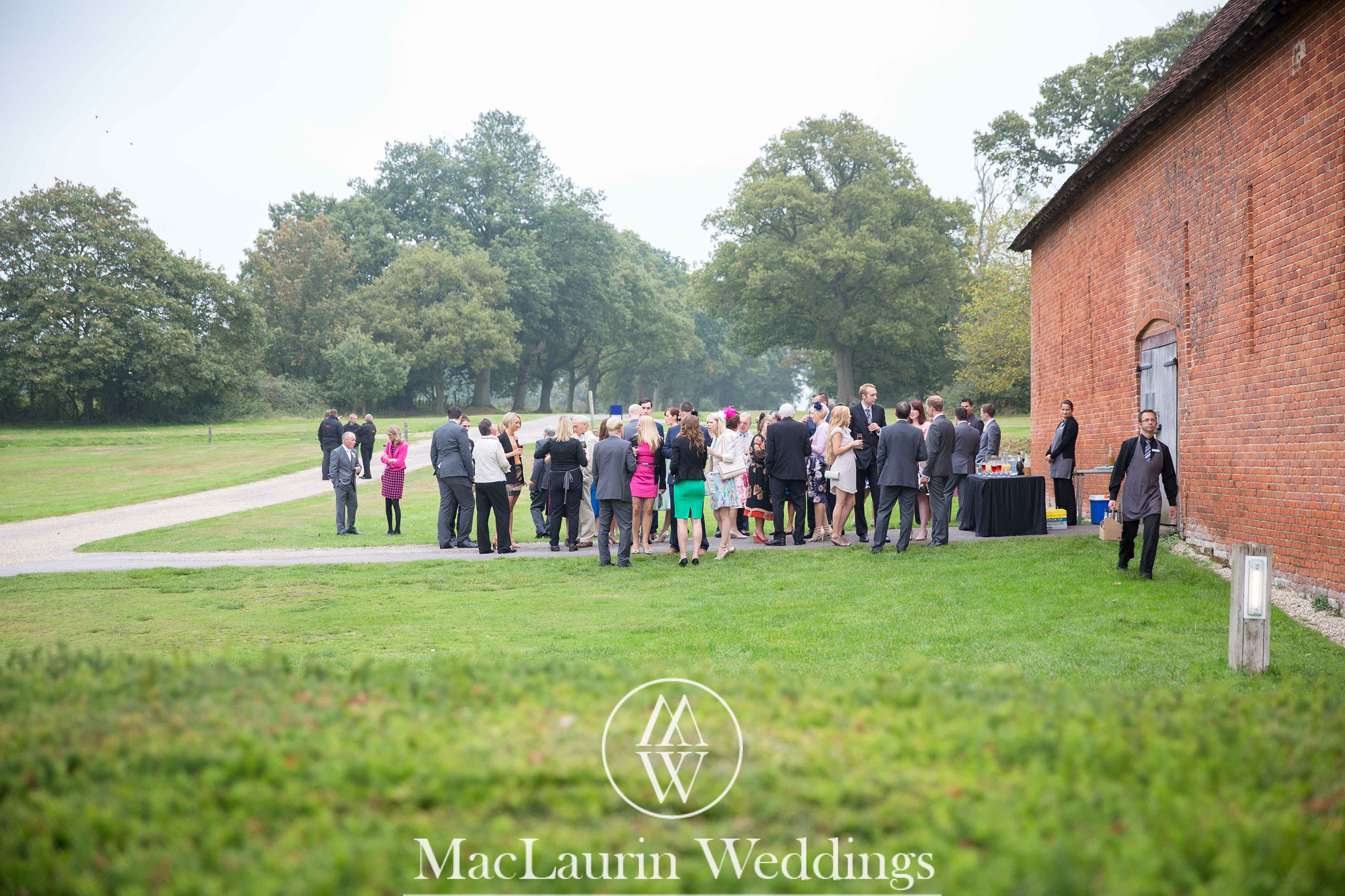 wedding hat and lovely smile, scotland wedding hat and guest with lovely smile, scotland