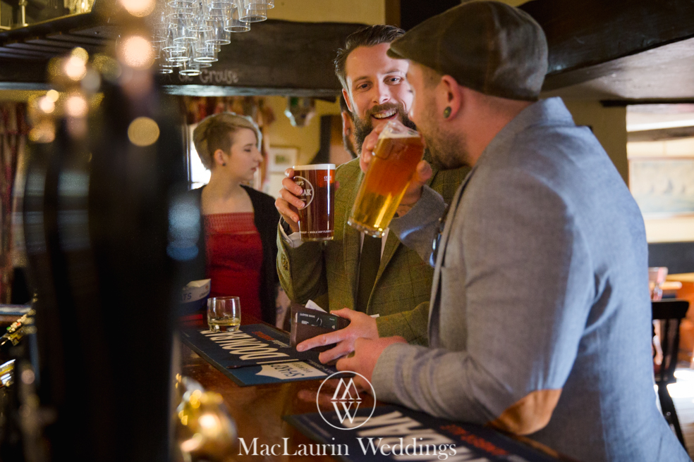 wedding hat and lovely smile, scotland wedding hat and guest with lovely smile, scotland