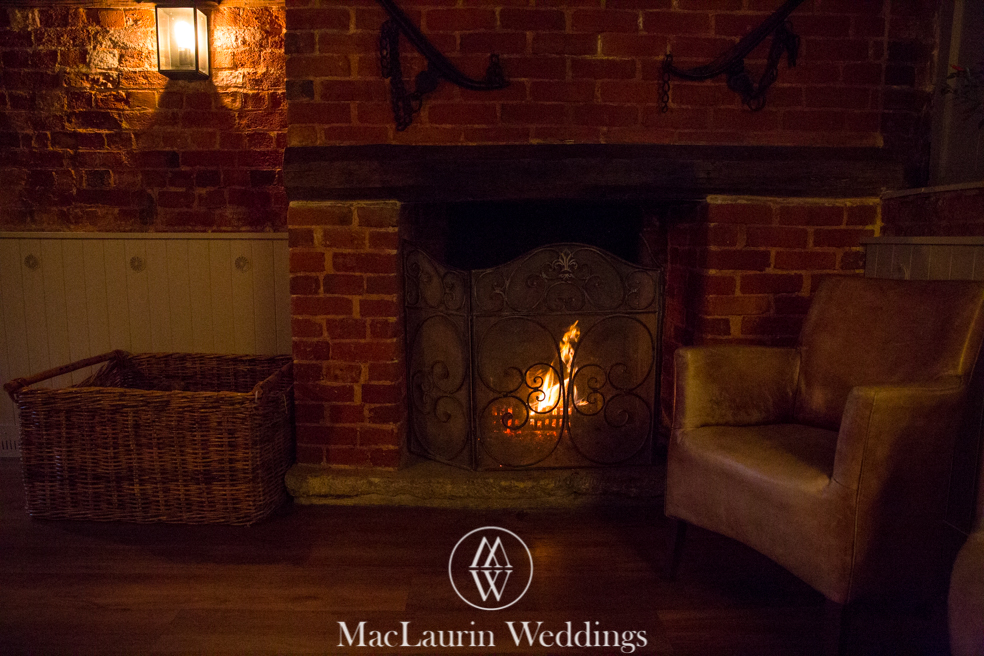 wedding hat and lovely smile, scotland wedding hat and guest with lovely smile, scotland