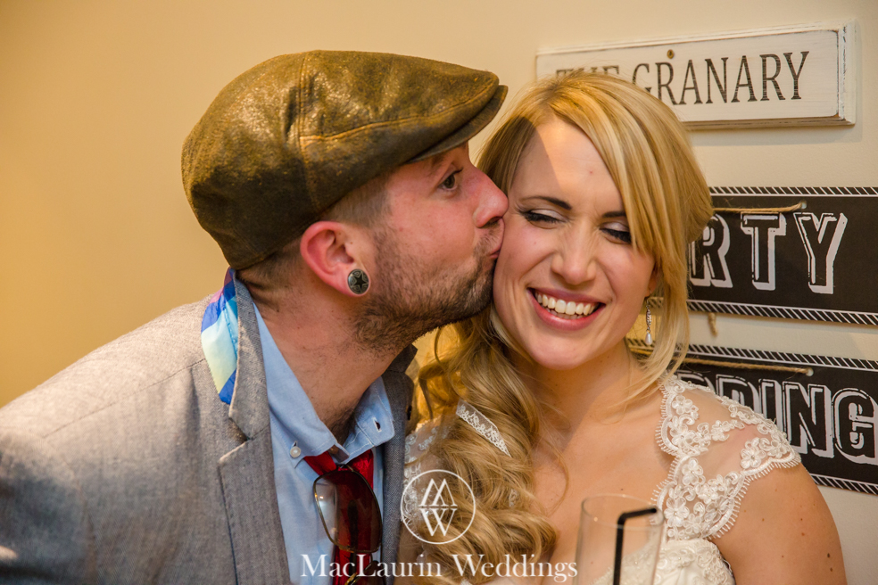 wedding hat and lovely smile, scotland wedding hat and guest with lovely smile, scotland