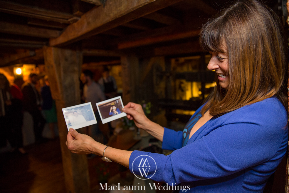 wedding hat and lovely smile, scotland wedding hat and guest with lovely smile, scotland