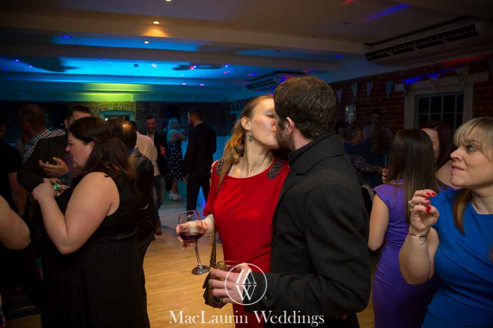 wedding hat and lovely smile, scotland wedding hat and guest with lovely smile, scotland