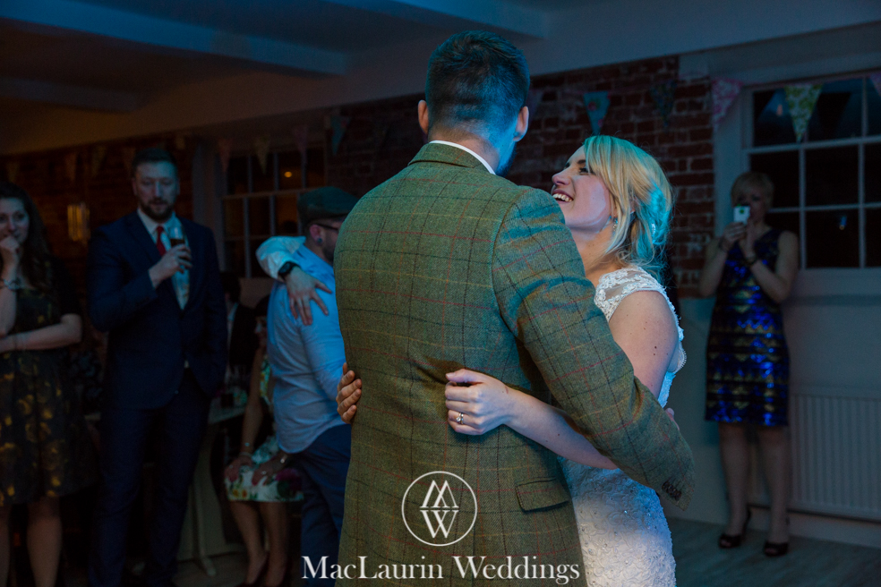 wedding hat and lovely smile, scotland wedding hat and guest with lovely smile, scotland