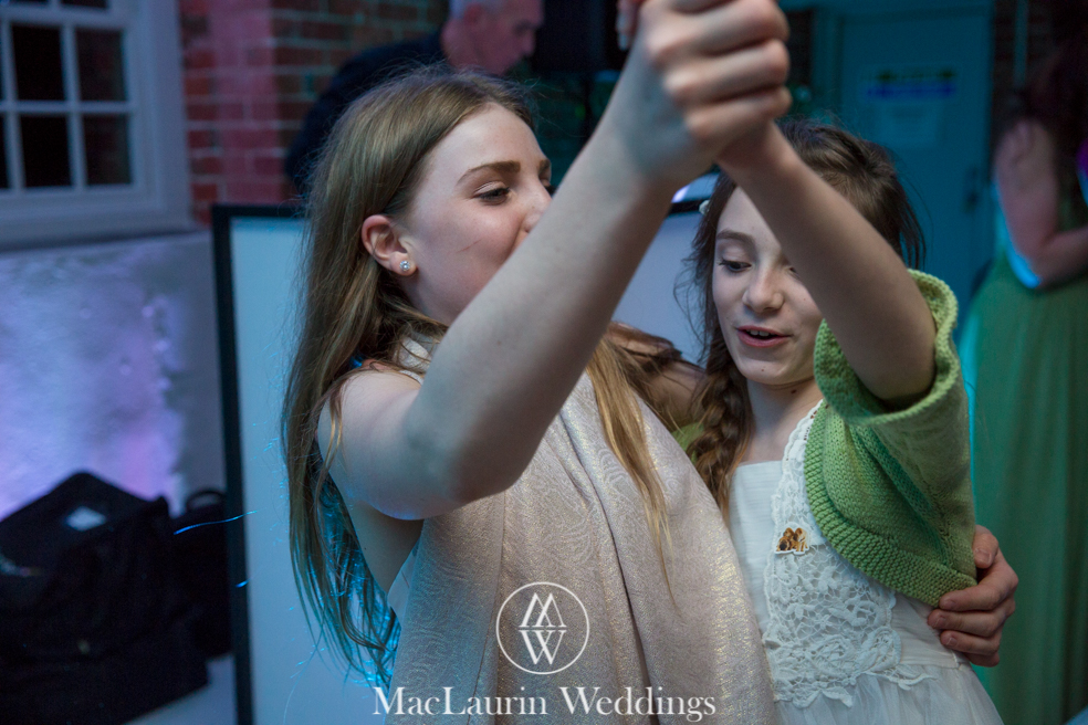 wedding hat and lovely smile, scotland wedding hat and guest with lovely smile, scotland