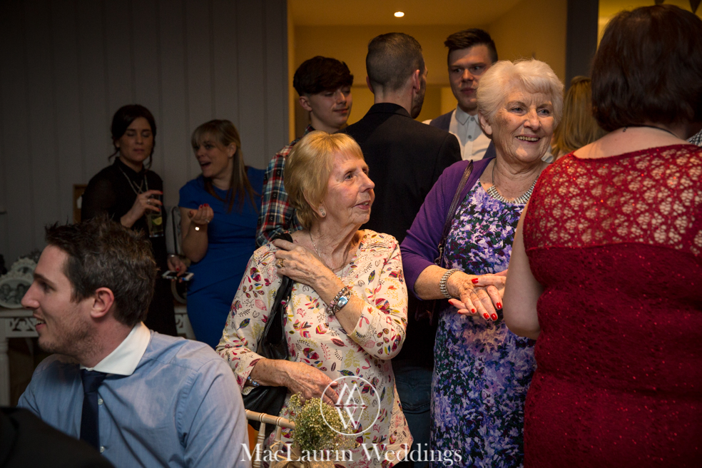 wedding hat and lovely smile, scotland wedding hat and guest with lovely smile, scotland