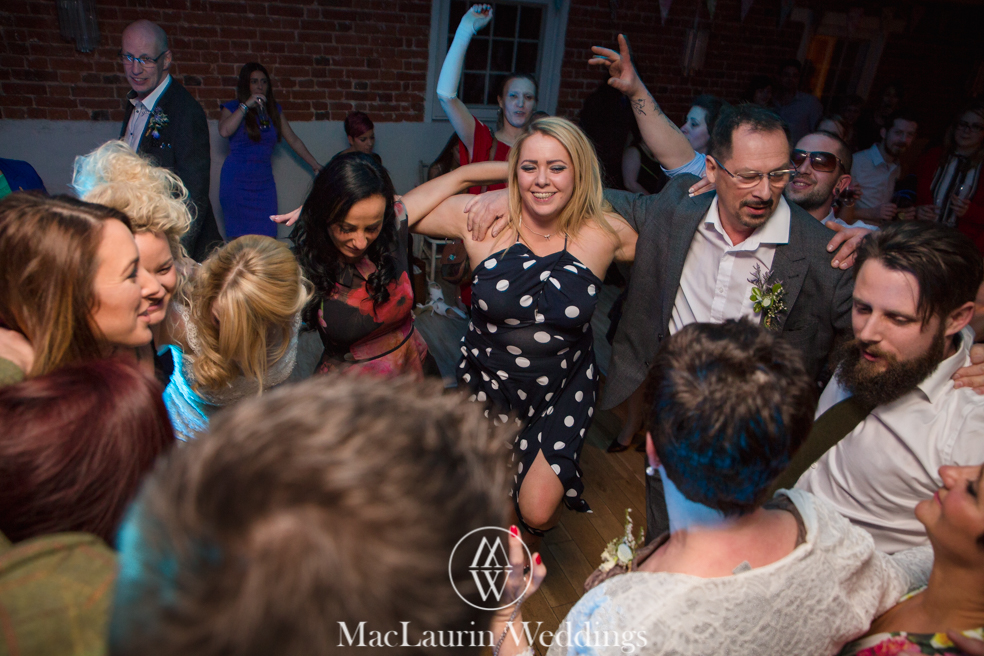 wedding hat and lovely smile, scotland wedding hat and guest with lovely smile, scotland