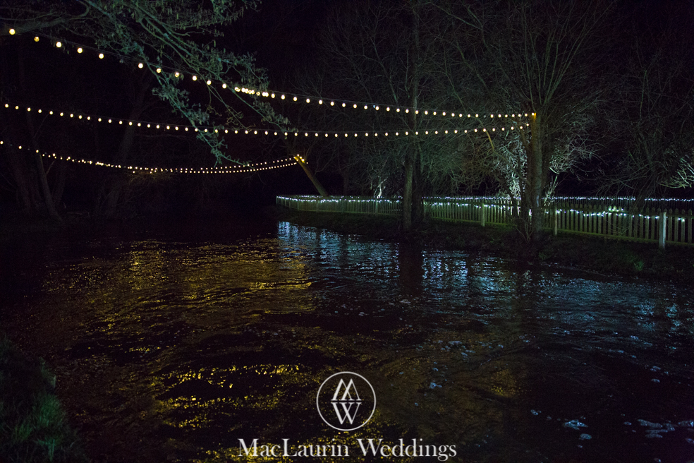 wedding hat and lovely smile, scotland wedding hat and guest with lovely smile, scotland