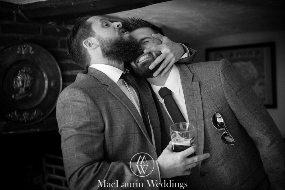 wedding hat and lovely smile, scotland wedding hat and guest with lovely smile, scotland