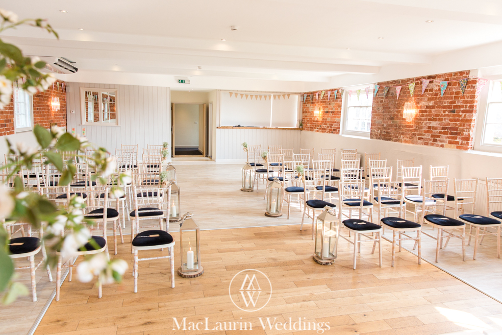 wedding hat and lovely smile, scotland wedding hat and guest with lovely smile, scotland