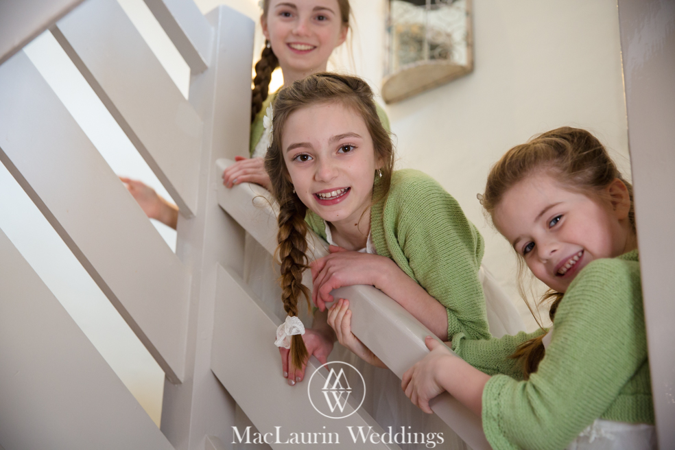 wedding hat and lovely smile, scotland wedding hat and guest with lovely smile, scotland