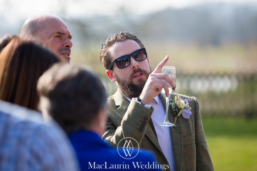 wedding hat and lovely smile, scotland wedding hat and guest with lovely smile, scotland