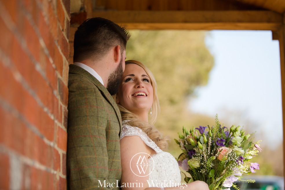 wedding hat and lovely smile, scotland wedding hat and guest with lovely smile, scotland